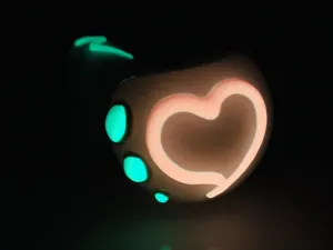 Glow in the Dark Heart Pipe