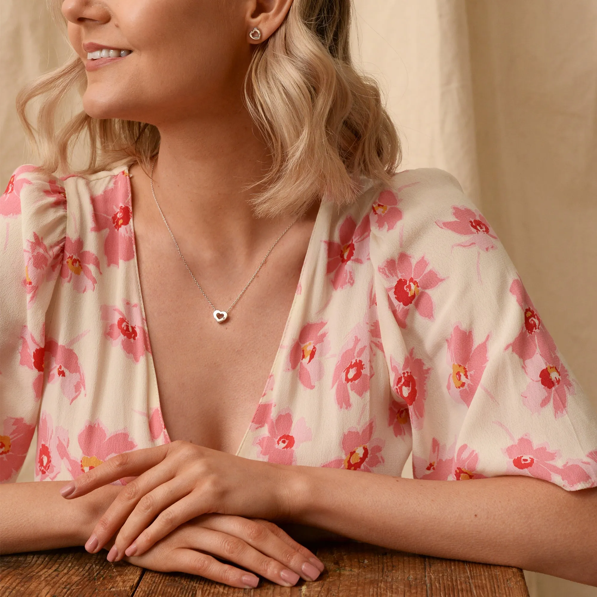 Hot Diamonds Amulets Heart Pendant and Earrings set | Sterling Silver