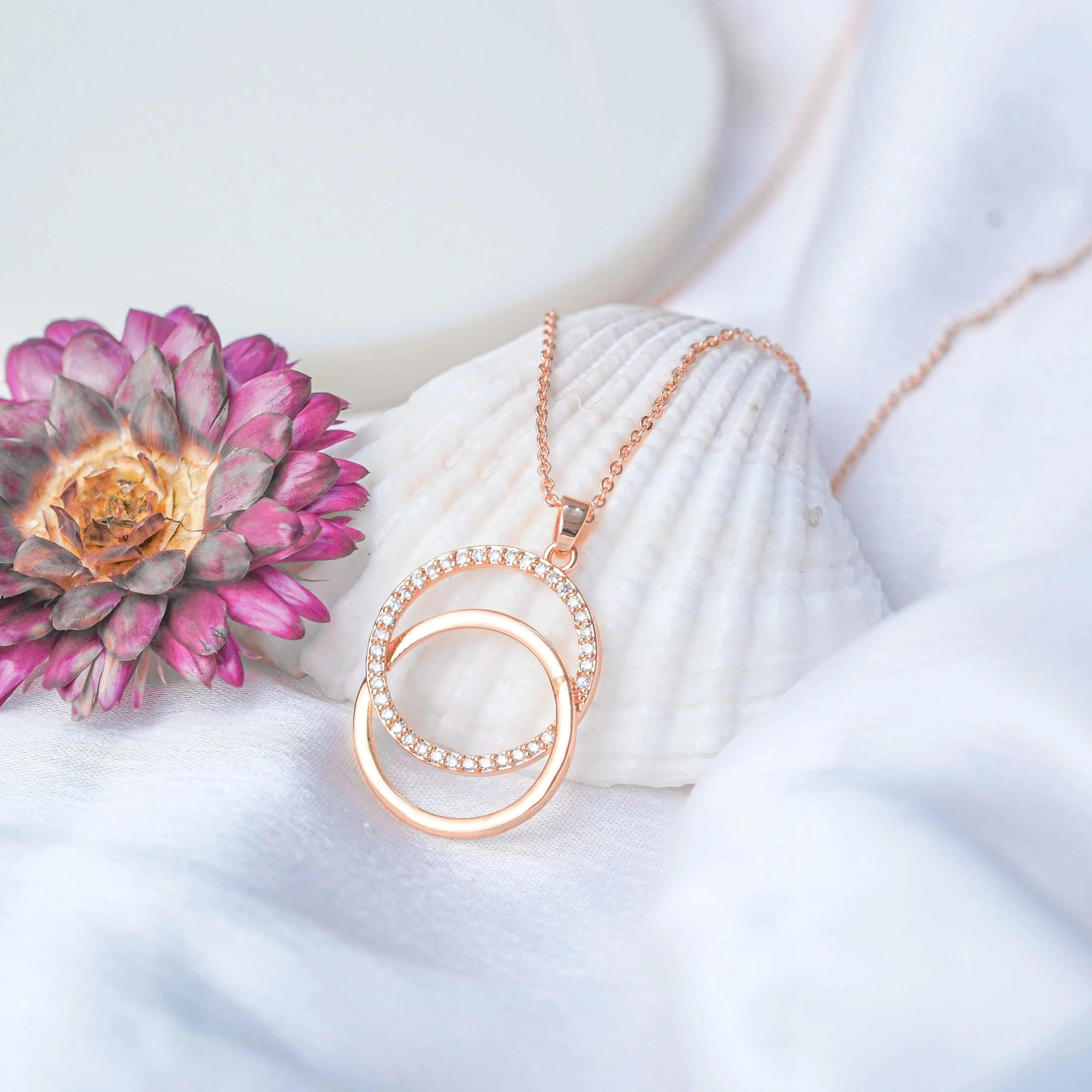 Zarder Rose Gold Designer Chain Pendant Set: Elevate Your Style with Elegance