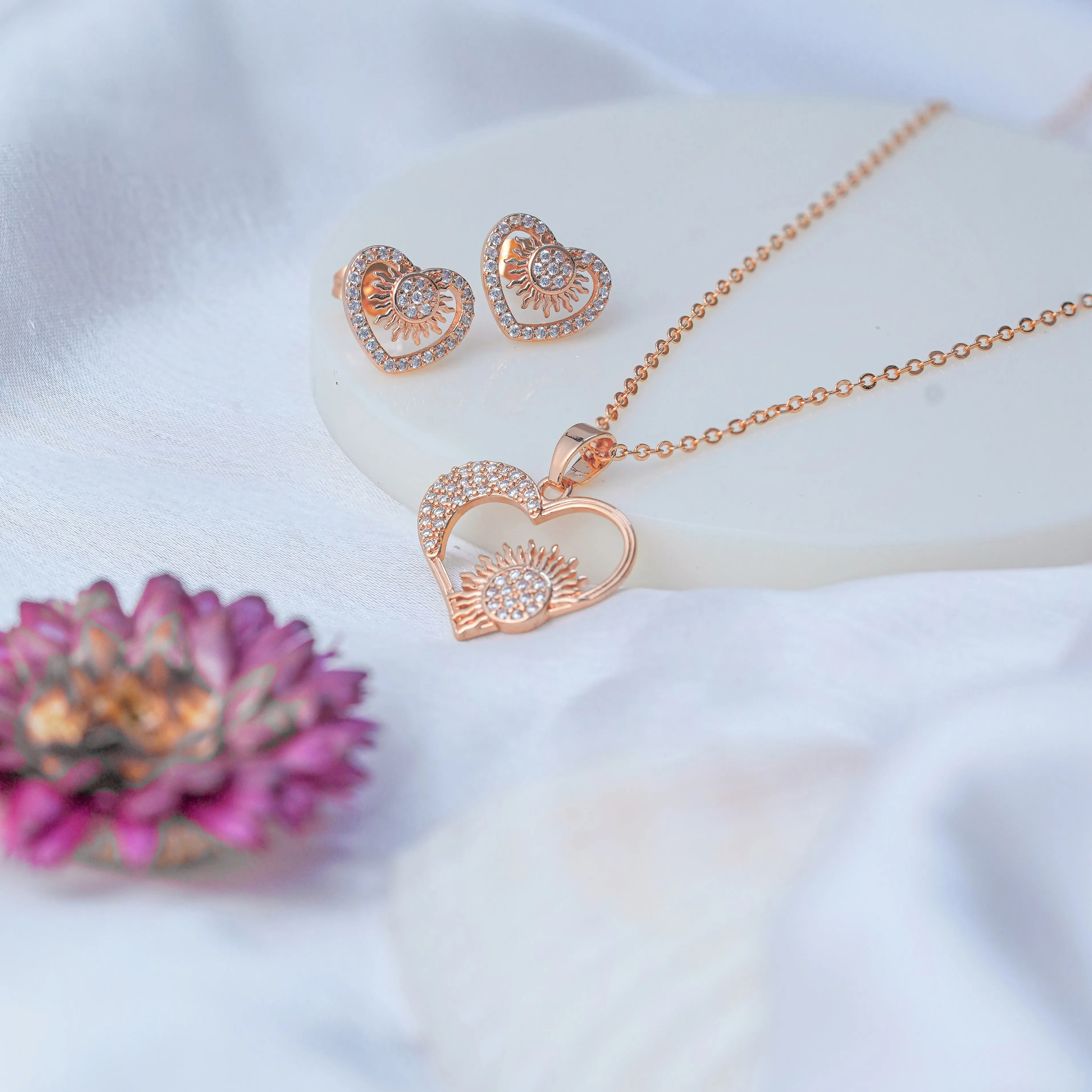 Zarder Rose Gold Designer Chain Pendant Set: Graceful Beauty in Every Detail